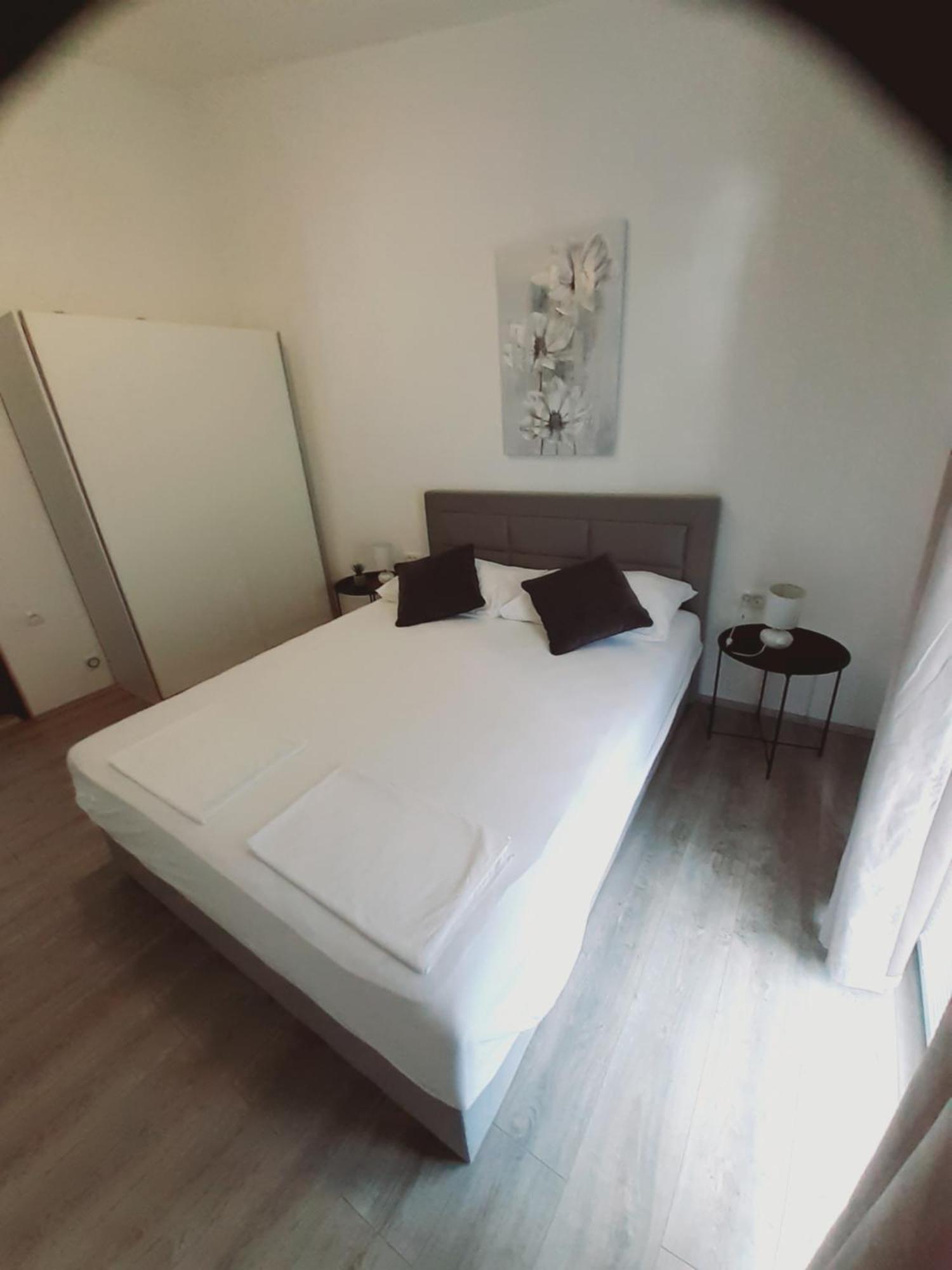 Tonka Apartments グラダツ 部屋 写真