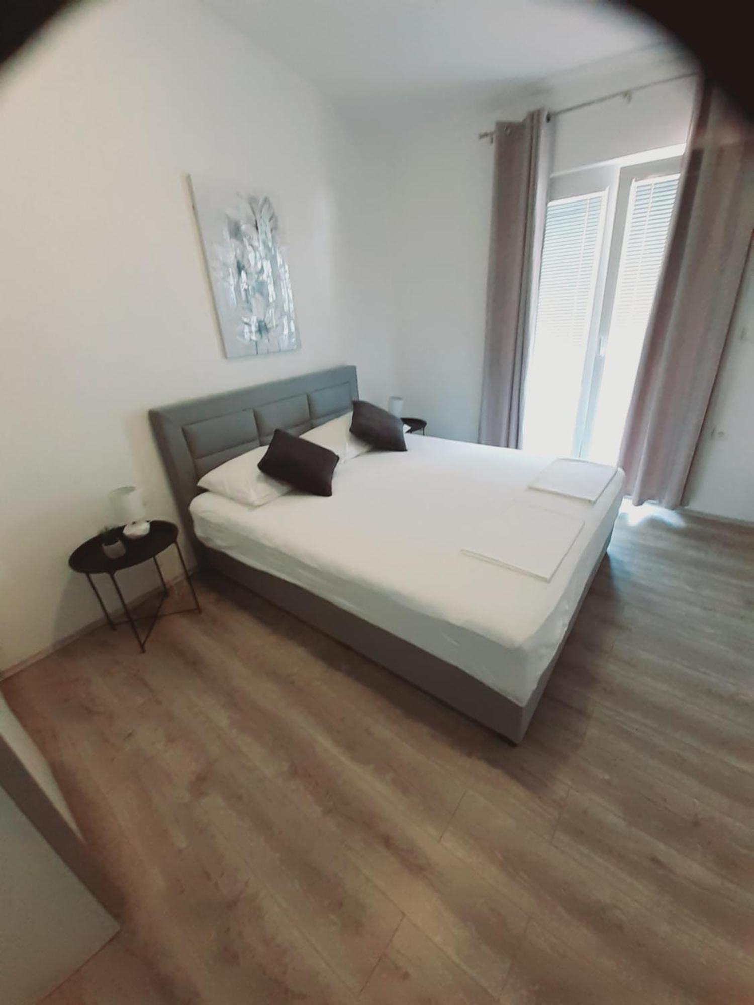 Tonka Apartments グラダツ 部屋 写真
