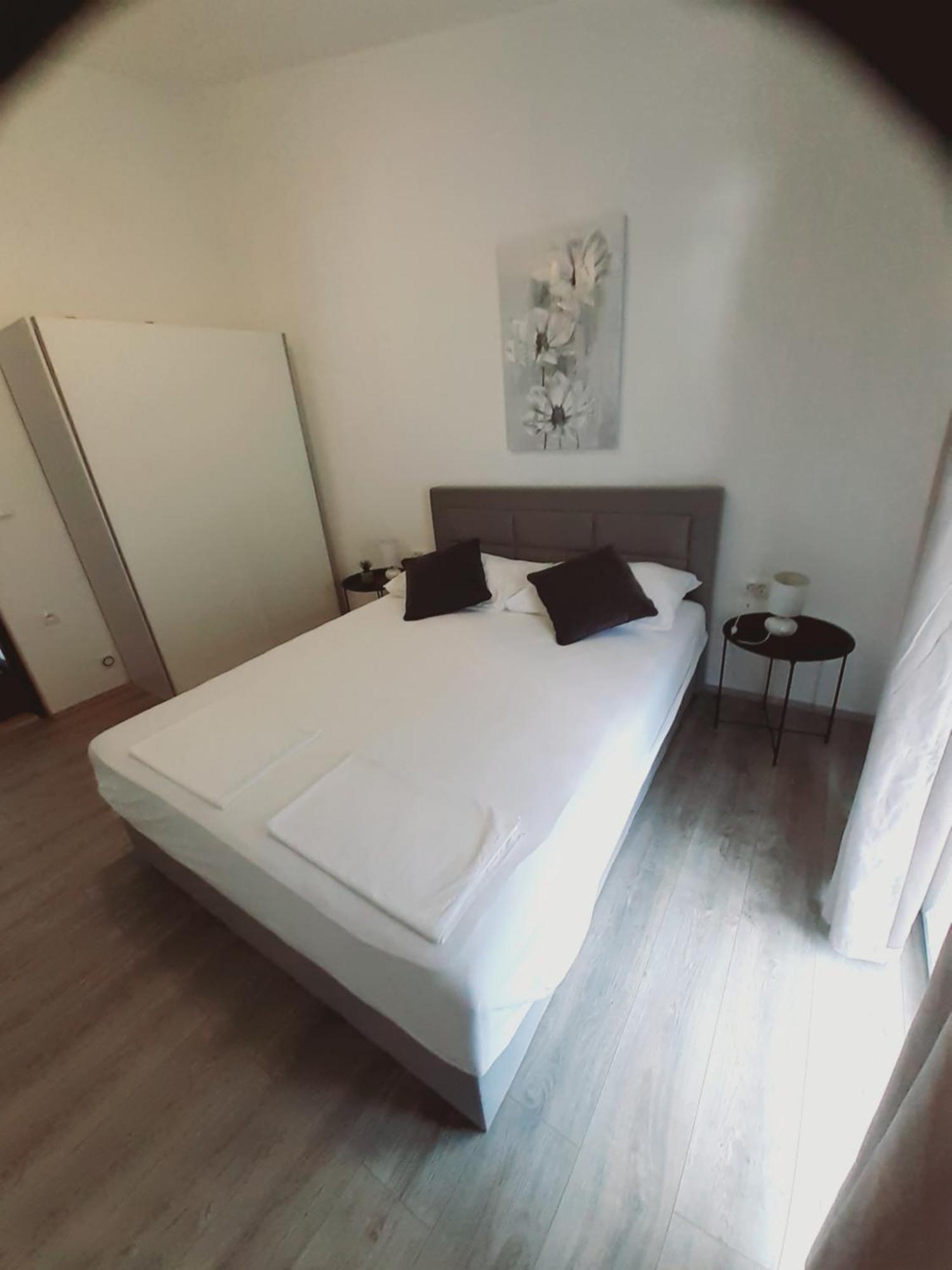 Tonka Apartments グラダツ 部屋 写真