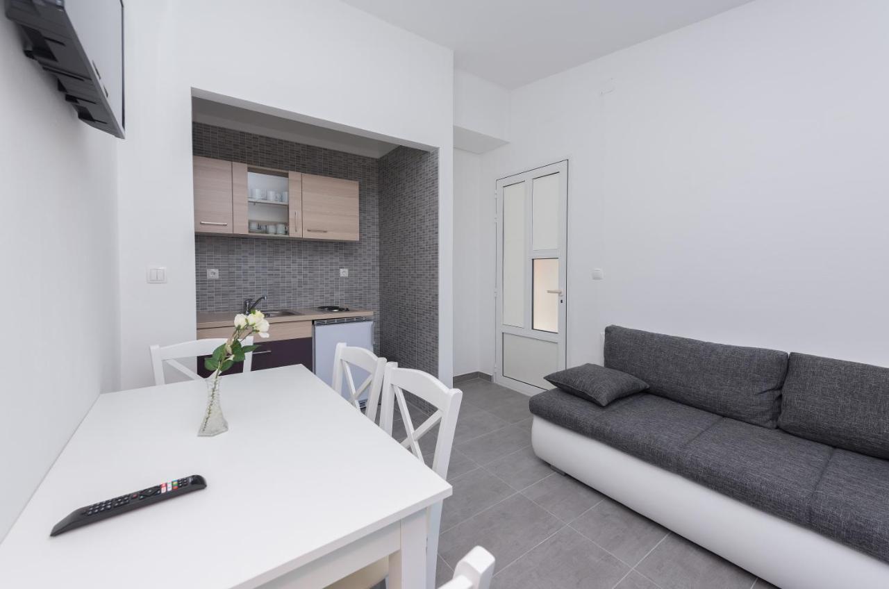 Tonka Apartments グラダツ エクステリア 写真