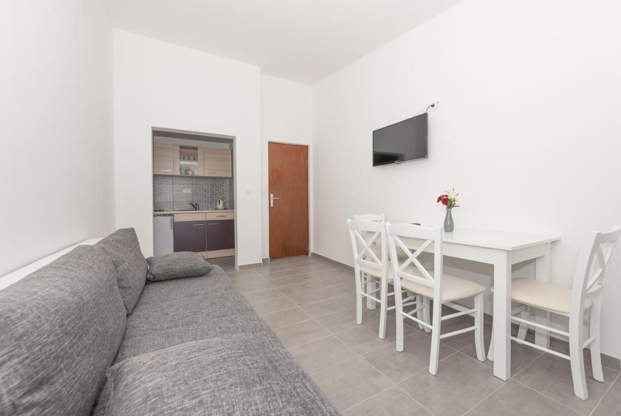 Tonka Apartments グラダツ エクステリア 写真